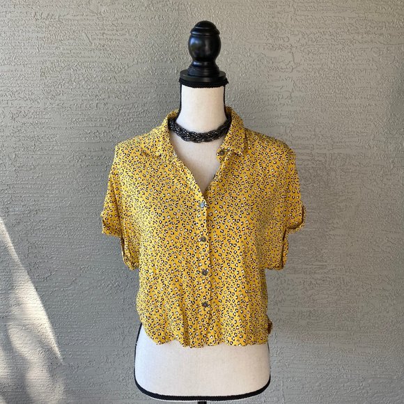 Forever 21 Tops - F21 Forever 21 Yellow Animal Print Top